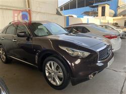 Infiniti QX70
